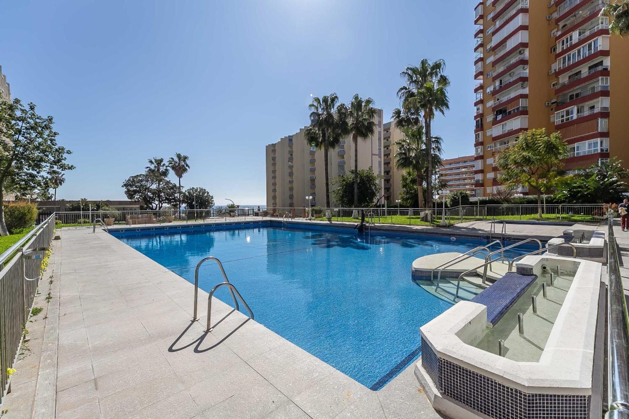 בנאלמדנה Puerto Marina, Apartamento Frente Al Mar מראה חיצוני תמונה