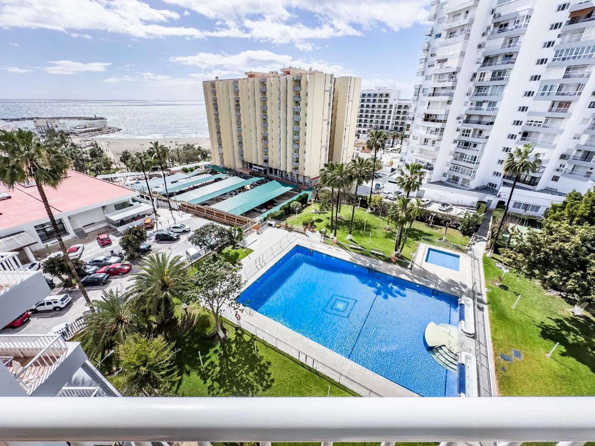 בנאלמדנה Puerto Marina, Apartamento Frente Al Mar מראה חיצוני תמונה